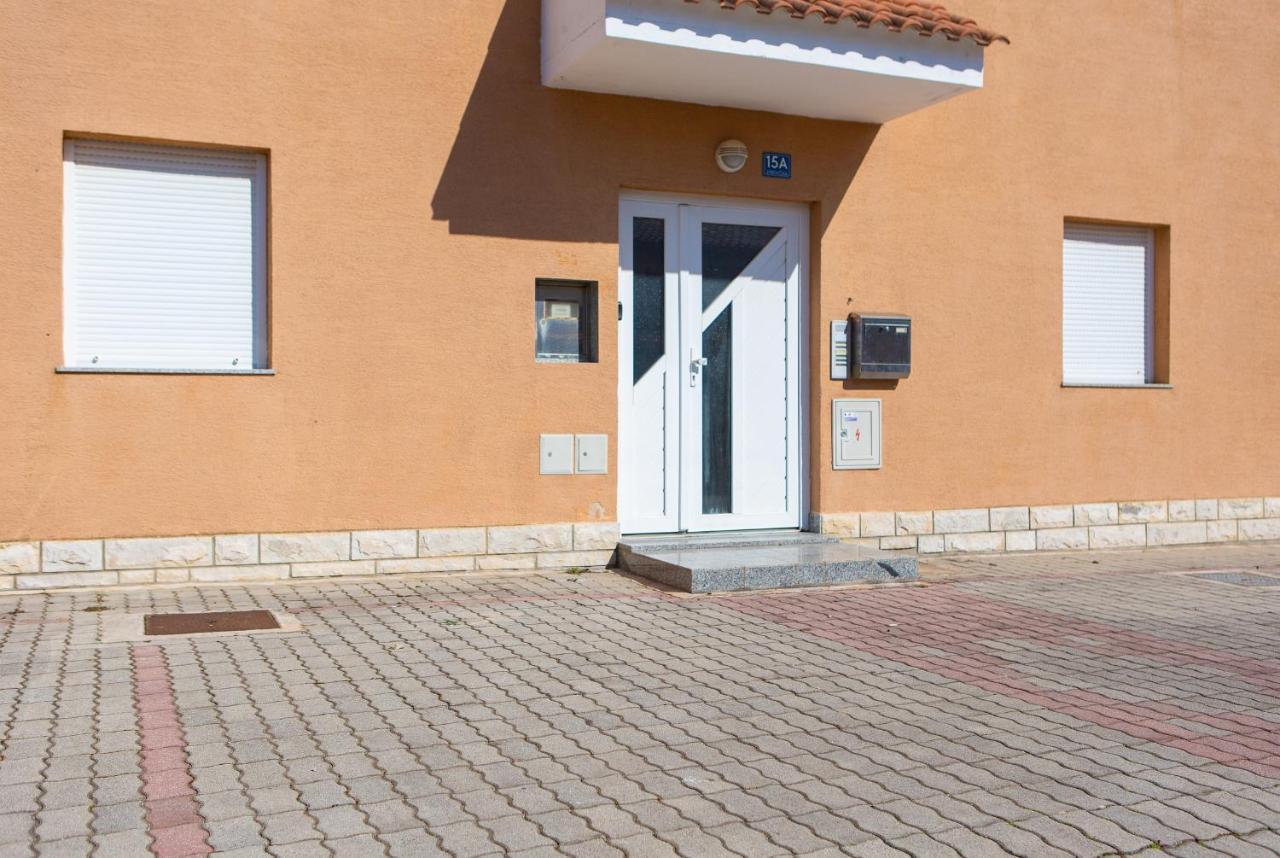 Apartman Noel Крк Экстерьер фото