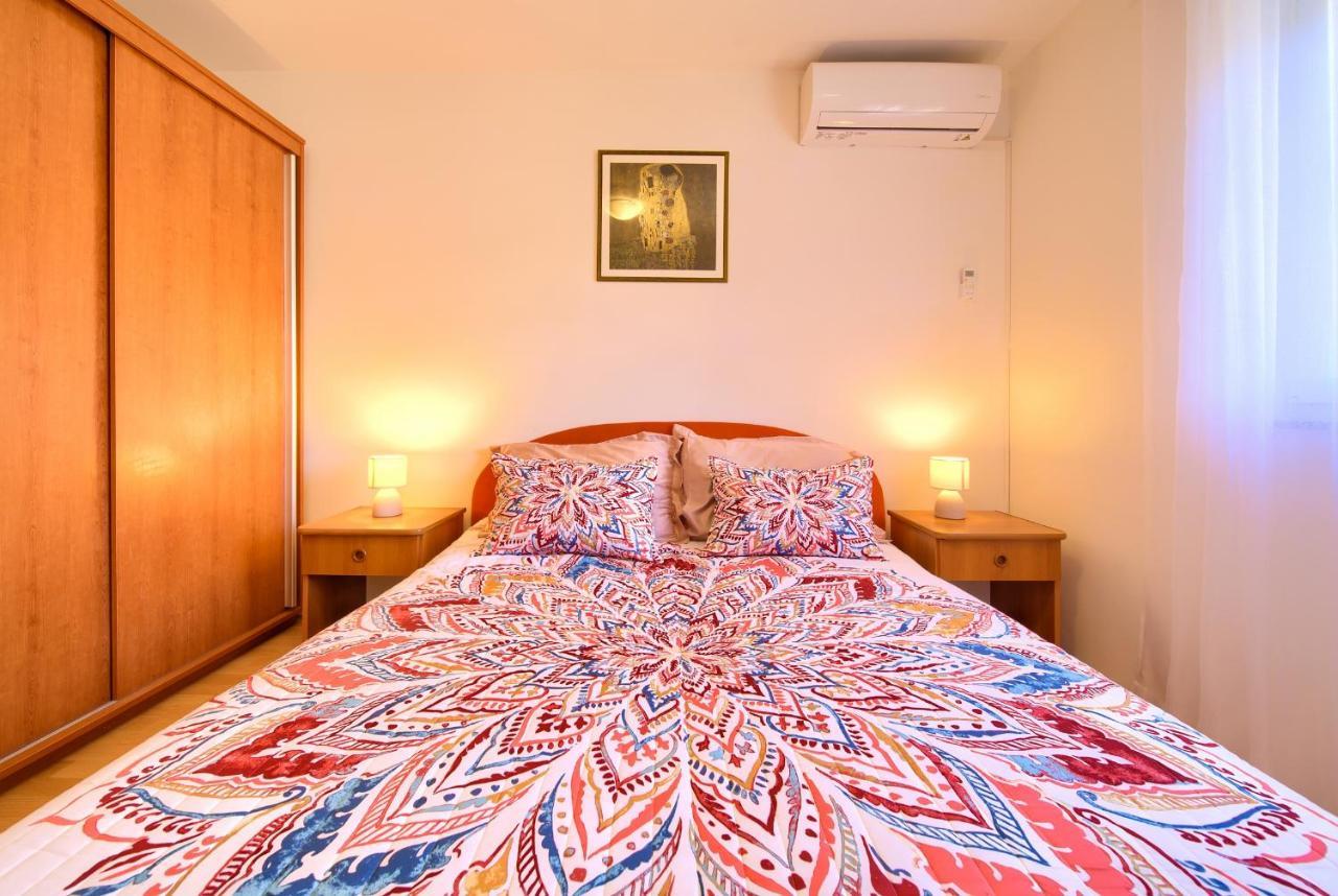 Apartman Noel Крк Экстерьер фото